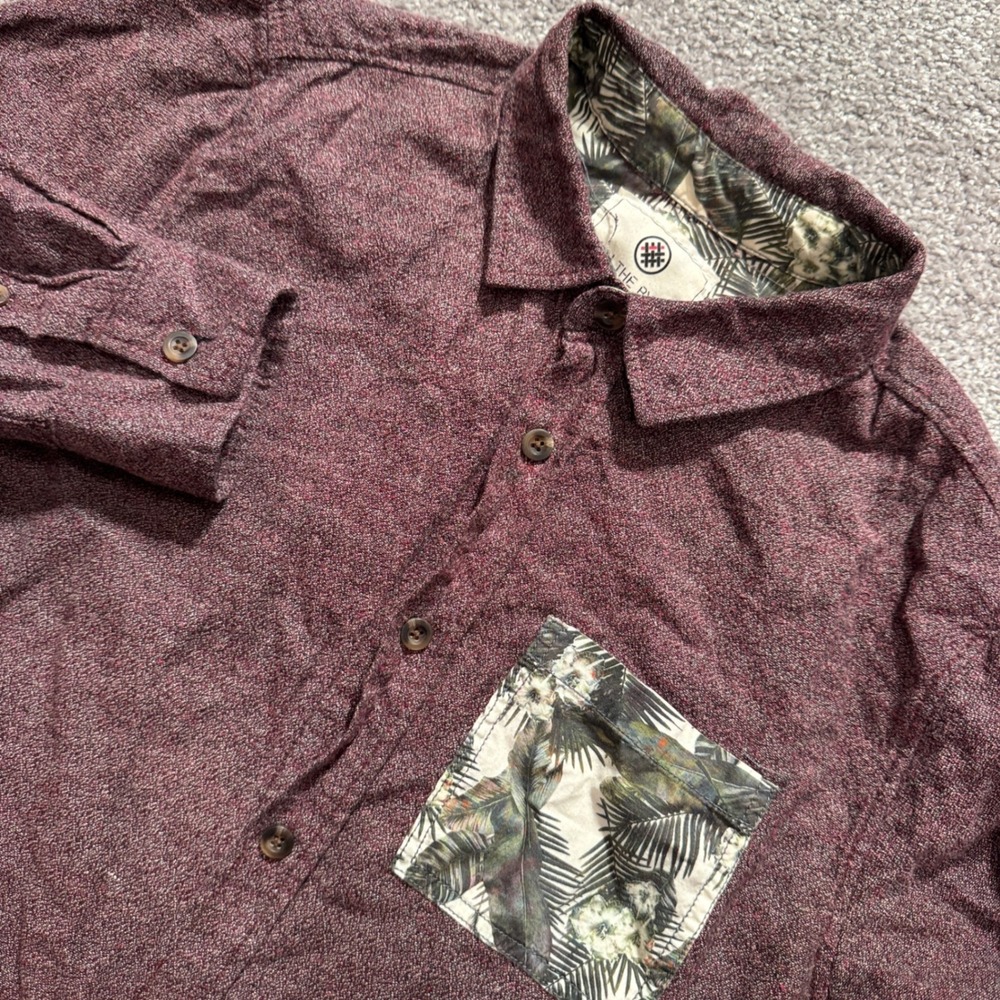 On The Byas Shirt Mens Small Burgundy 100% Cotton Tropical Pocket Casual LS